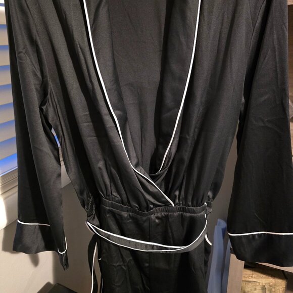 Victoria's Secret Romper - Picture 10 of 10